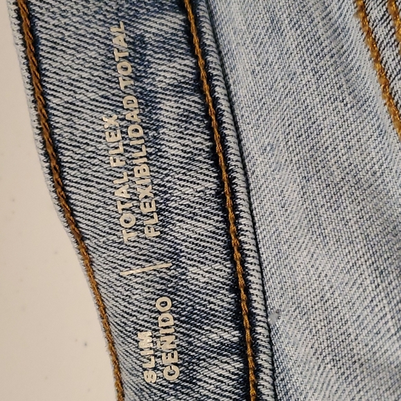 DIY Shorts made from Men's Jeans - Picture 4 of 5